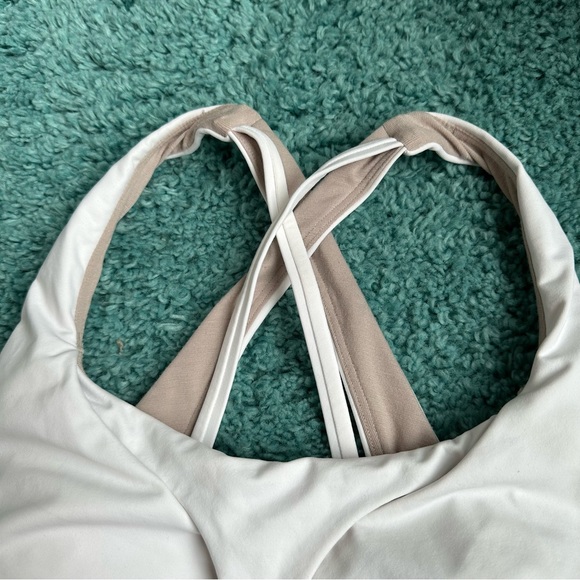 Lululemon Stash It All Bra - Picture 9 of 9